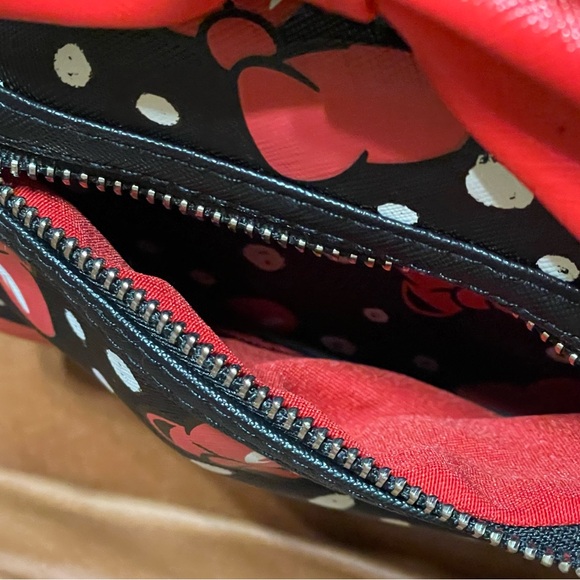 Disney Minnie Mouse Themed Small Black Backpack Bag - Picture 5 of 6